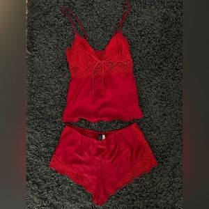 Victoria’s Secret Red 2-piece Lingerie/Sleep Set
